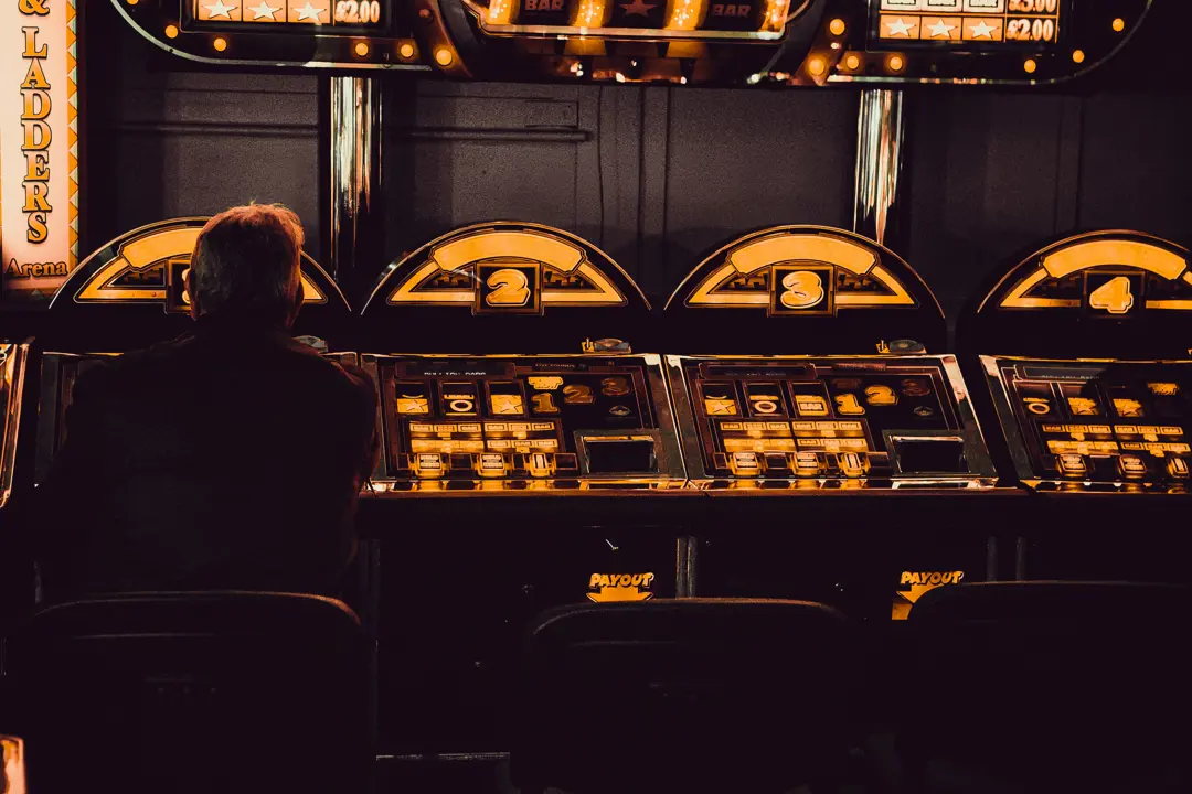Carl Raw Vhxj2fvtqwk Unsplash